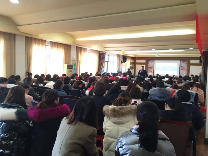 公司直飲水助力“邵陽優(yōu)康一親供應鏈管理有限公司” 2019年年度運營會